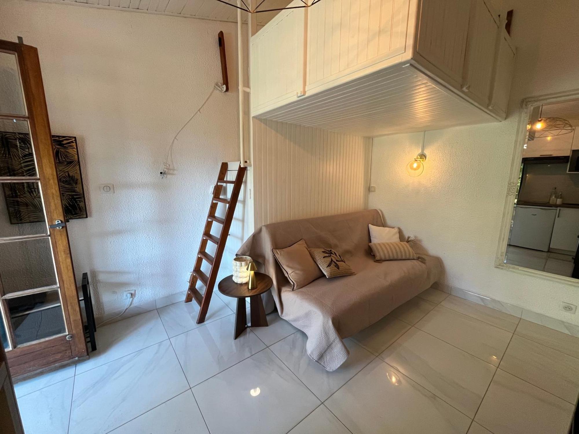 Joli Studio Maisonnette A 100M De La Plage 포르티씨오 외부 사진